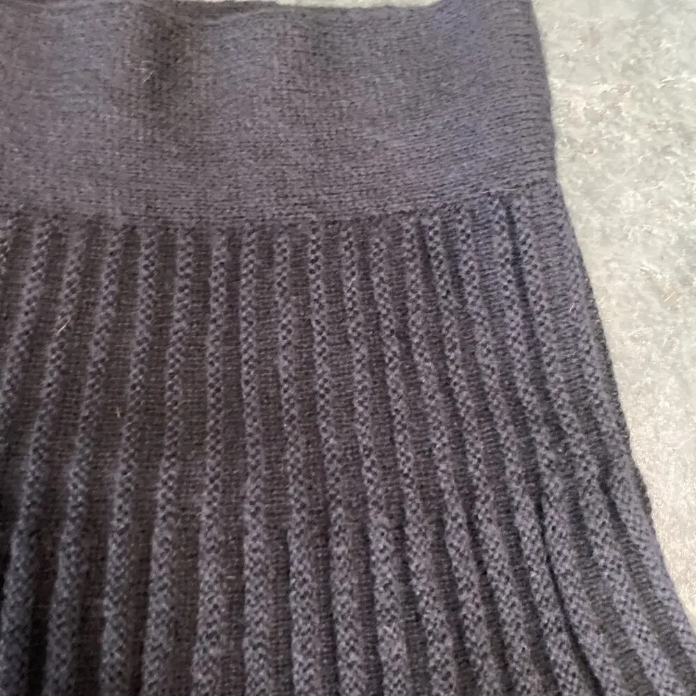 C22 Indefeir Black Pleated Pull On Cotton Blend Lined Skirt Knee Length Sm